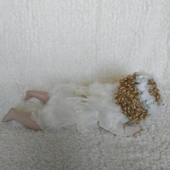 Goldenvale Collection Porcelain Angel Wing Doll very rare - Picture 9 of 15
